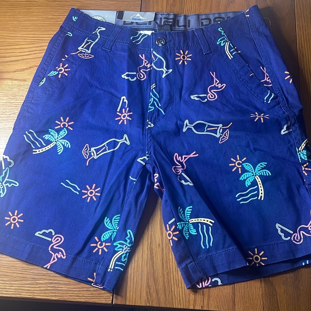 Denali men’s shorts size 30 
New with tags 
Blue with different color symbols